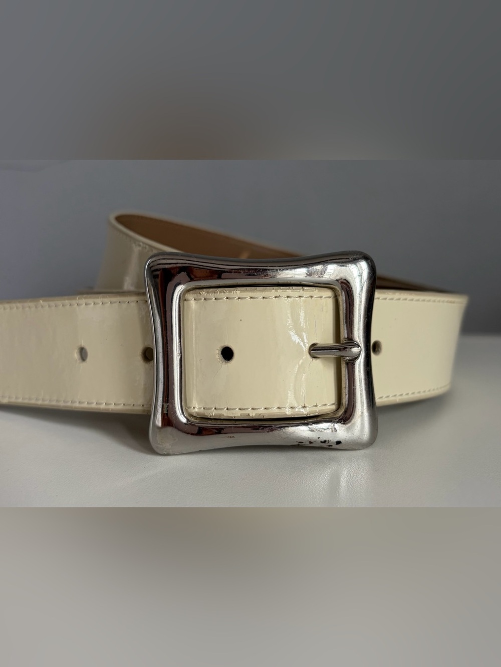 GAP Cream Patent Leather Belt with Silver Buckle - Picture 2 of 4